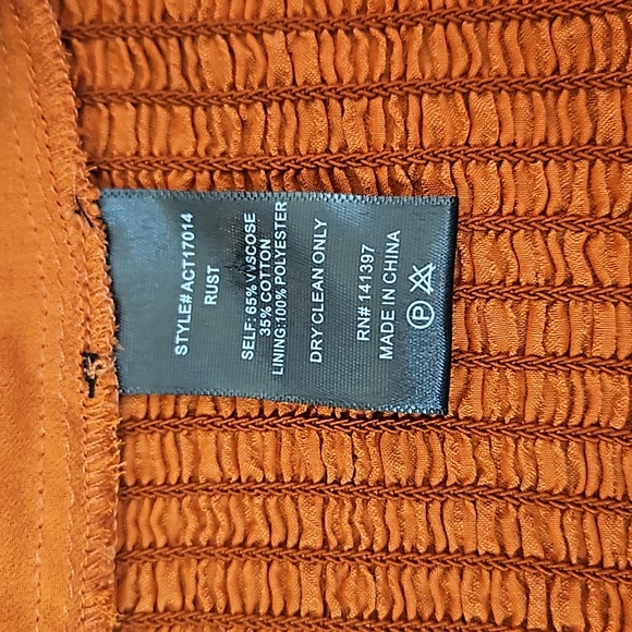 Astr Amber Sweetheart Neck Smocked Long Sleeve Corset with Puff Sleeves - Picture 8 of 9